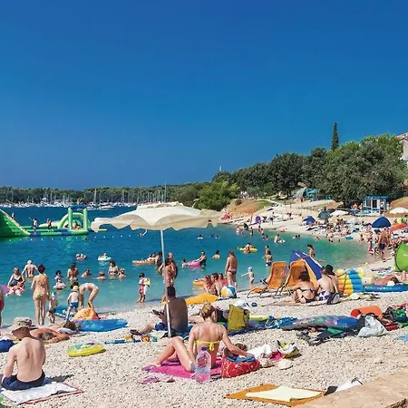 Cozy Studio In Valtursko Polje With Kitchen * Pula